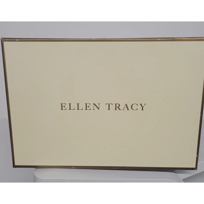 Ellen Tracy Set 3.4 EDT + 3.4 Body Lotion +