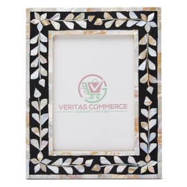 Veritas Commerce Group Handcrafted Mother of Pearl Photo Frame | Black and White Photo Frame 6 x 4 | Handmade Wooden Picture Frame Herringbone Design | Vintage Decor |