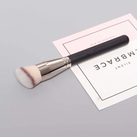 Makeup brushes foundation repair without traces of blush soft bristles nose eye shadow portable concealer makeup brush