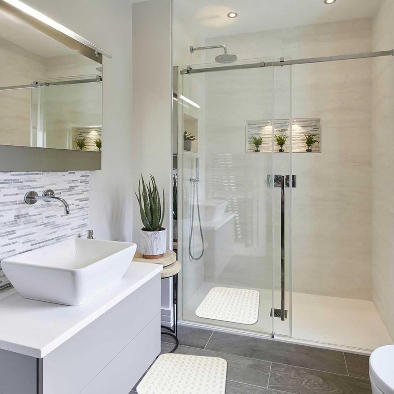 Shower Mat, Non-Slip Square Bath Mat, 48 x 48 cm,