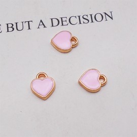 WAY DENG - 200 colgantes de aleación chapada en oro con forma de corazón pequeño esmaltado, diseño de corazón, llavero para joyas, manualidades, 6 x 8 mm, Esmalte, No es una piedra preciosa