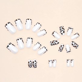 OCOUYVD 24Pcs Leopard Press on Nails Short French Tip Fake Nails Square Acrylic Nails Silvery White Stick on Nails with Designs Glossy French Glue on Nails for Women and Girls Nail Decorations
