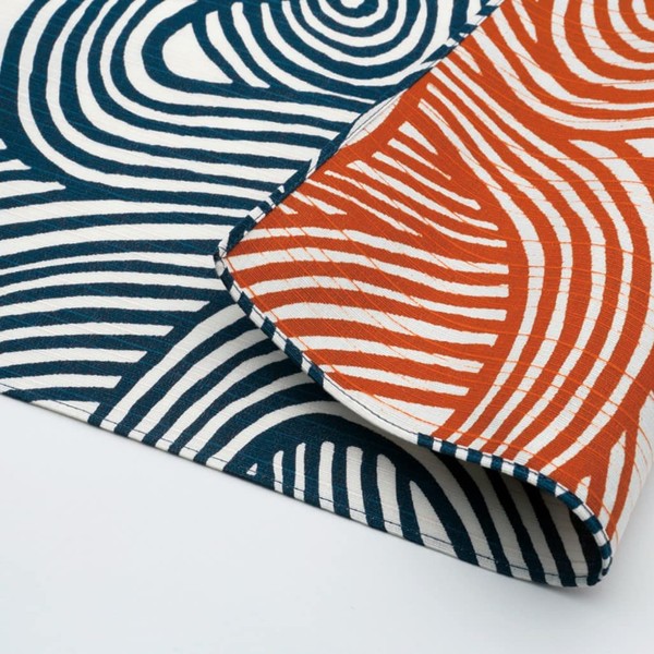 Musumi Furoshiki Isa Pattern Double-Sided Tie Eye Orange 18.9 inches (48 cm) Cotton