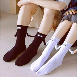 JIALWSJWAN 3D Design Funny Socks Gifts Idea Couple Magnetic Hands Holding Socks Birthday Anniversaries for Men, Women, Him, Friends, Black/White, Medium