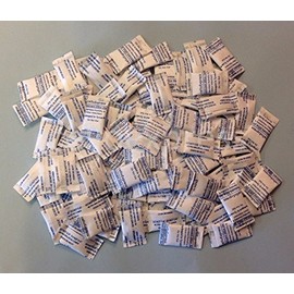 celloexpress Silica Gel Pouches - 0.5g Silica Gel in Tyvek Fabric Sachets - Total Gel Weight 100g (200, 0.5g)