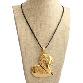 Jeilwiy Chunky Heart Necklace Black String Necklace with Pendant Gold Heart Choker Long Necklace Boho Jewelry for Women