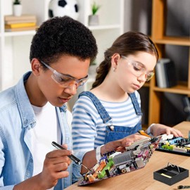 Mini Cordless Soldering Iron Kit,USB Wireless Electric Soldering Iron Pen 10-in-1,3 Temperature Adjustment,Portable and Rechargeable for Home Appliance Repair,Electronic Components,DIY (Red)