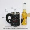 Taza de cerveza medieval con diseño de dragones renacentistas