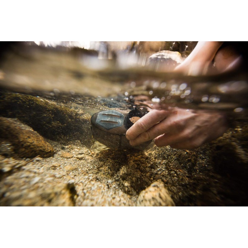 HydraPak Seeker - Collapsible Water Storage (2L/66oz) - BPA &