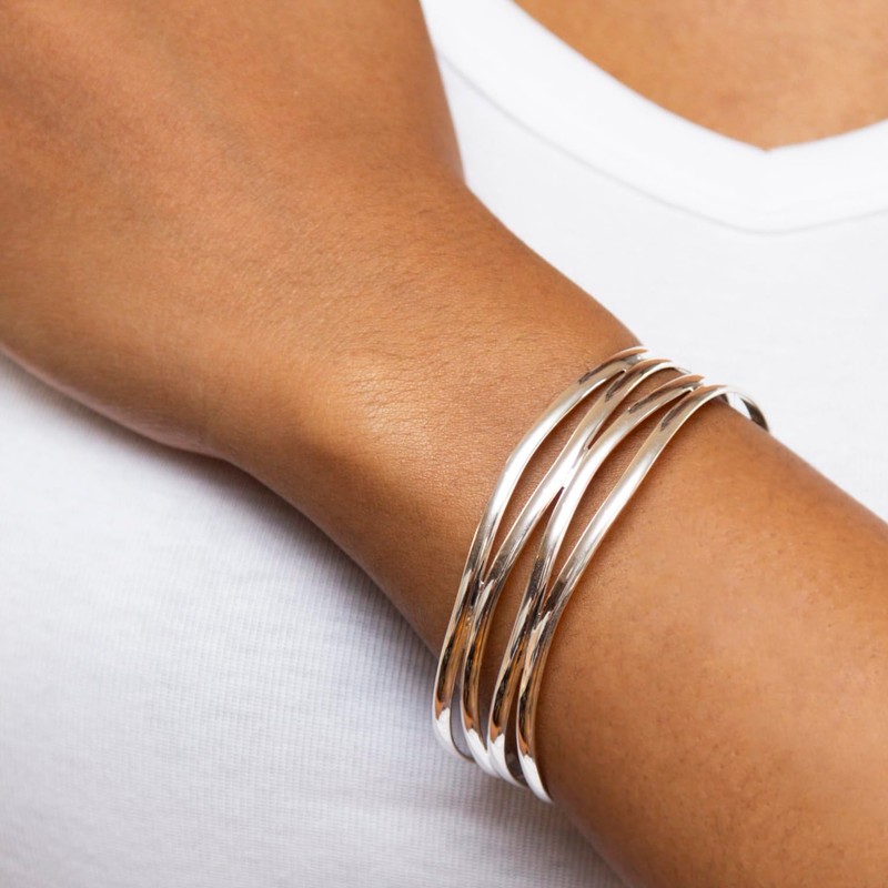 Tuscany Silver Women's Sterling Silver Fancy Torque Bangle