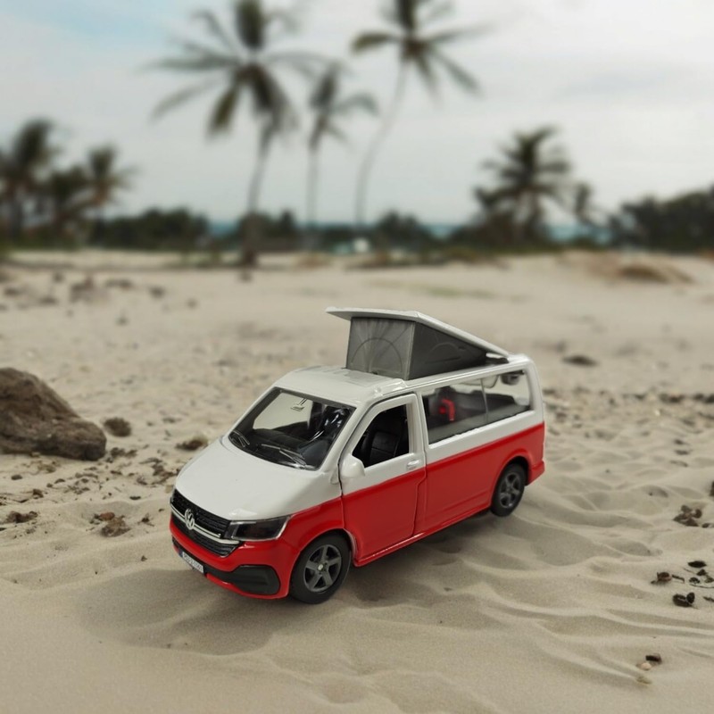 Kids Globe VW Transporter Motorhome Die Cast Pull Back 13.5