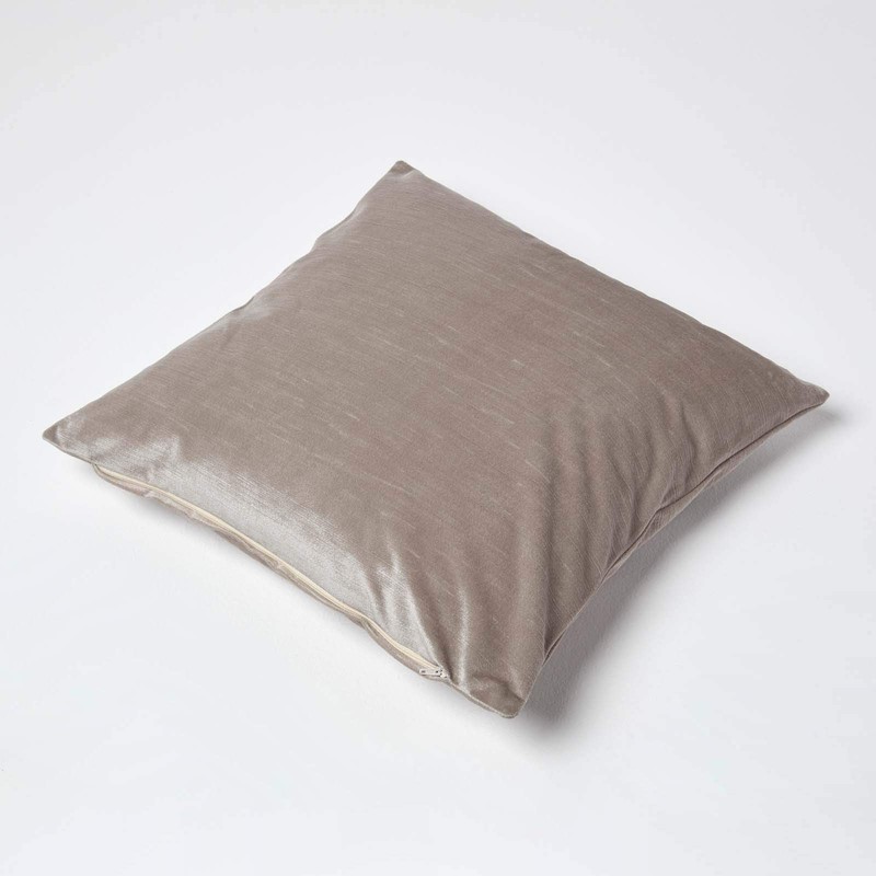 HOMESCAPES Luxury Champagne Velvet Cushion Cover 18 x 18 Inch