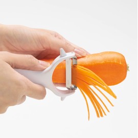 Kai Corporation KAI Salad Daikon Carrot Peeler, 1.5mm Width Cut, Vegetable Thin Slicer, Potato Sprout Remover, White, Dishwasher Safe, KAI KITCHEN, Made in Japan, DH8172