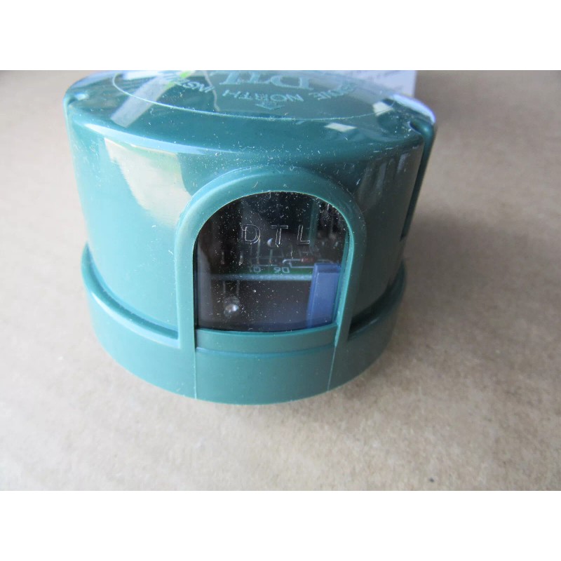 DTL DSS124N1.5TJJE Dark to Light Outdoor Photoelectric Control 120-277V New