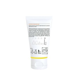 Garnier Super Protector Solar Facial Toque Seco Efecto Mate Color Fps50 Textura Ligera Gel Crema Hidratante Vitamina Alta Protección Tono Claro