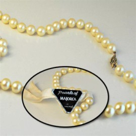 Pearls of Majorca with 18kt Gold Filigree Clasp Majorca Pearl Necklace Knoted 8mm Spain Natural White 18kt gold filigree 20" New
