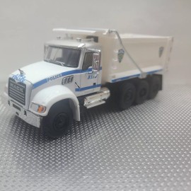 Greenlight 2019 Mack Granite NYPD New York City Police Dump Truck 1:64 Scale Diecast Model
