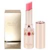 Lip Rouge Homage Red with a fitting feel that adheres to the lips like a magnet / 입술에 자석처럼 밀착되는 피팅감 립루즈 오마주 레드