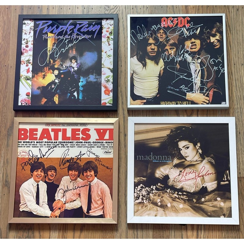 Bruce Springsteen Autographed Album Cover Reprint.Frame Included.Make an offer.