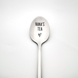 Nana Gift Grandma Gift Nana’s Tea Spoon Christmas Birthday Gift for Nana Grandma Grandmother Mothers Day Gift Thanksgiving Day Gift Nana Gift from Grandkids