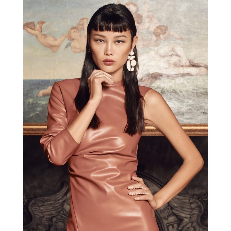L'Oréal Paris Lippenstift mit samtigem Finish im intensiven Nude-Ton, Color