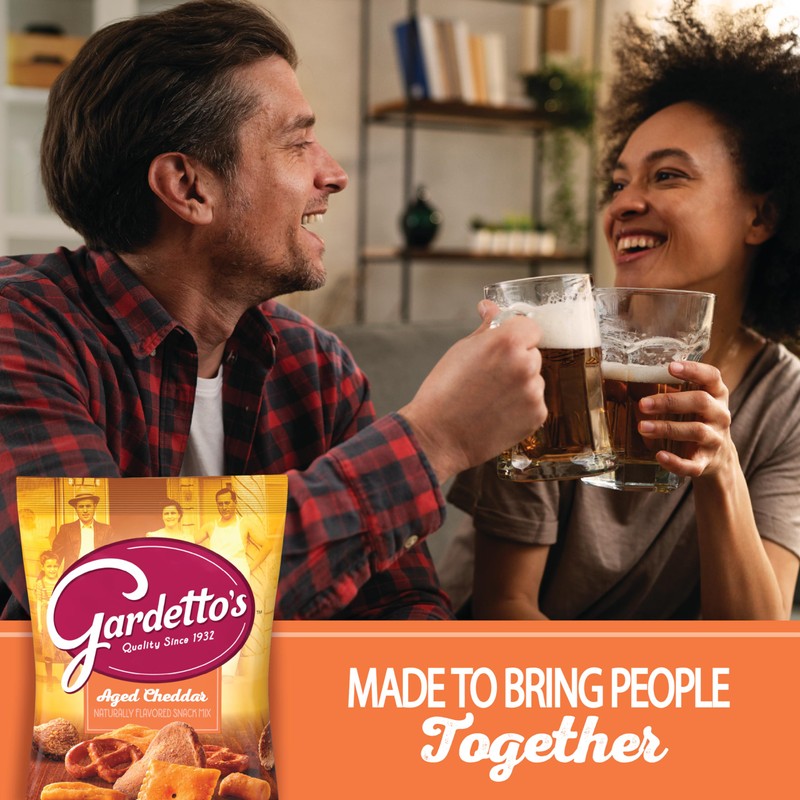 Gardetto's Snack Mix, Aged Cheddar, Pub and Party Mix, 8.6