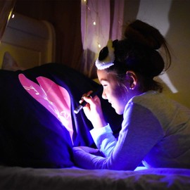 Illuminated Apparel Glow Sketch Interactive Glow In The Dark Pillow Case (Heart)