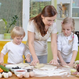 Orblue Dough Docker, Helps Cook Thin Crust Pizza Uniformly & Prevents Dough from Blistering (1-Pack)