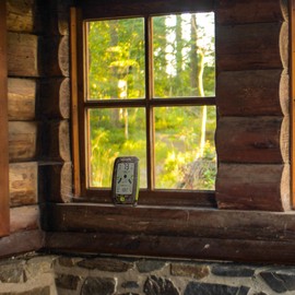 AcuRite Sportsman’s Weather Station with Hunting and Fishing Activity Meter (00249)