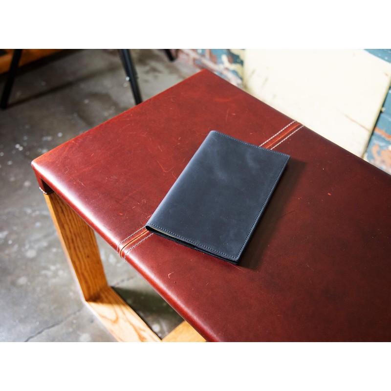 Refillable Leather Notebook (Black)
