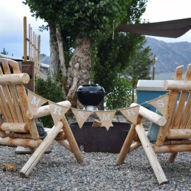 Quasimoon Mr & Mrs Wedding Burlap Triangle Flag Pennant Banner (5 Ft)