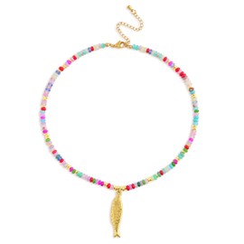 HNLUGF Boho Fish Necklace for Women, Colorful Natural Stone Beaded Fish Pendant Necklace, Summer Beach Jewelry Gifts for Swimwear & Vacation