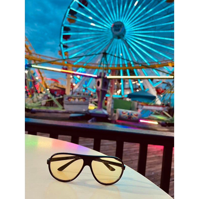 NIGHT VISION DRIVING Sunglasses Night Vision Lenses that allow better