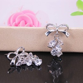 BiBeary Women Zirconia Bowknot Vintage Style elegant Pierced Earrings clear silver-tone