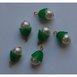 Vintage Pearl Drops with Green Scalloped Bead Caps Japan drp018