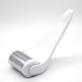 Face roller ice cooling massager to remove facial edema Ice Roller-White