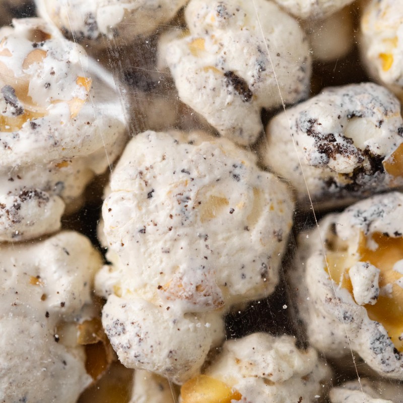 HR Poppin' Snacks Cookie Crumble Popcorn | Made in Small