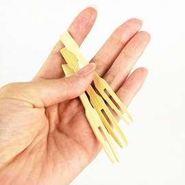 Disposable fruit skewers, wooden forks for camping, dining, and buffets / 일회용과일꽂이 캠핑 식당 뷔페용 나무 포크