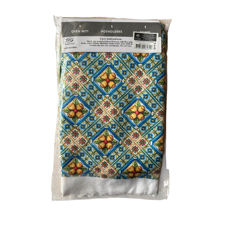 Sicilian Kitchen Set, Oven Glove, Pot Holder and Tea Towel