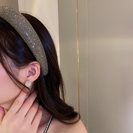 Jumwrit Bling Rhinestone Headband Nonslip Thick Padded Headband Glitter Sparkle Hairband Fashion Wide Hair Hoop Accessories for Women Girls (Black)