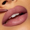 So Juicy Plumping Lip Liner with Peptides - Group Chat