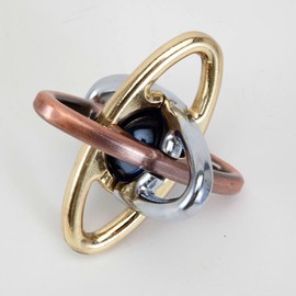 Bits and Pieces - EZ Atom Metal Puzzle - Marble in The Center Puzzle - Brainteaser Puzzle - Measures 3-1/4" x 3-1/4" x 3-1/4"