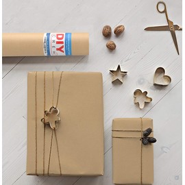 DIY CREW Brown Kraft Paper Roll - 30 Inch x 150 Feet - USA Made - Recycled Material - Wrapping Paper - Ideal for Packing, Shipping, Packaging, Bulletin Board, Arts & Crafts, Banner, Table Covering