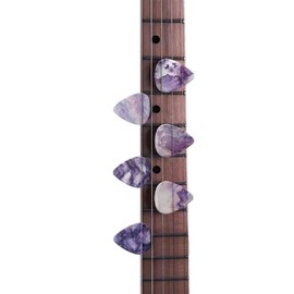 Jeiento - Juego de 6 púas de guitarra con temática de mármol morado, accesorios de guitarra, púas pesadas para guitarras acústicas, eléctricas y de bajo, protector de yemas de los dedos para mujeres