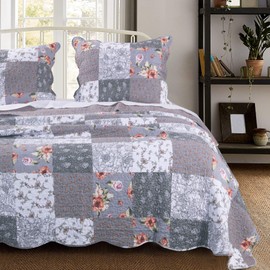 Benjara Microfiber Quilt and 1 Pillow Sham Set with Floral Prints, Multicolor