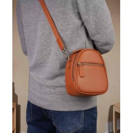 Divvia Camera Sling Bag Classic PU Leather, Shoulder Crossbody Cute Camera Case for Photographers Mini Small 2L Brown