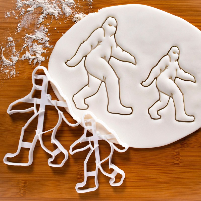 Set of 2 Bigfoot Cookie Cutters, 2 pieces. Bakerlogy