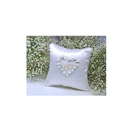 Ring Cushion White with Roses and Hearts Design 20 x 20 cm