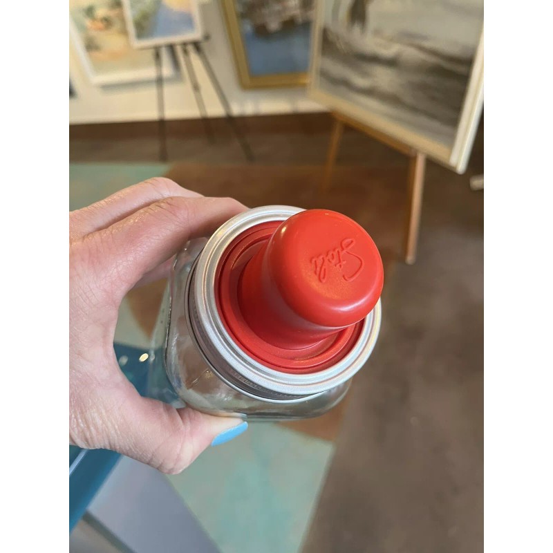 STOLI MASON JAR COCKTAIL SHAKER With Lemon/Lime Strainer Top Cap