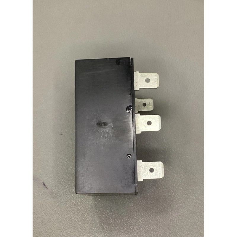 Airotronics TGC3180SC3HS2 Carrier CRWINSTR001A00 Time Delay Relay Socket (b513)